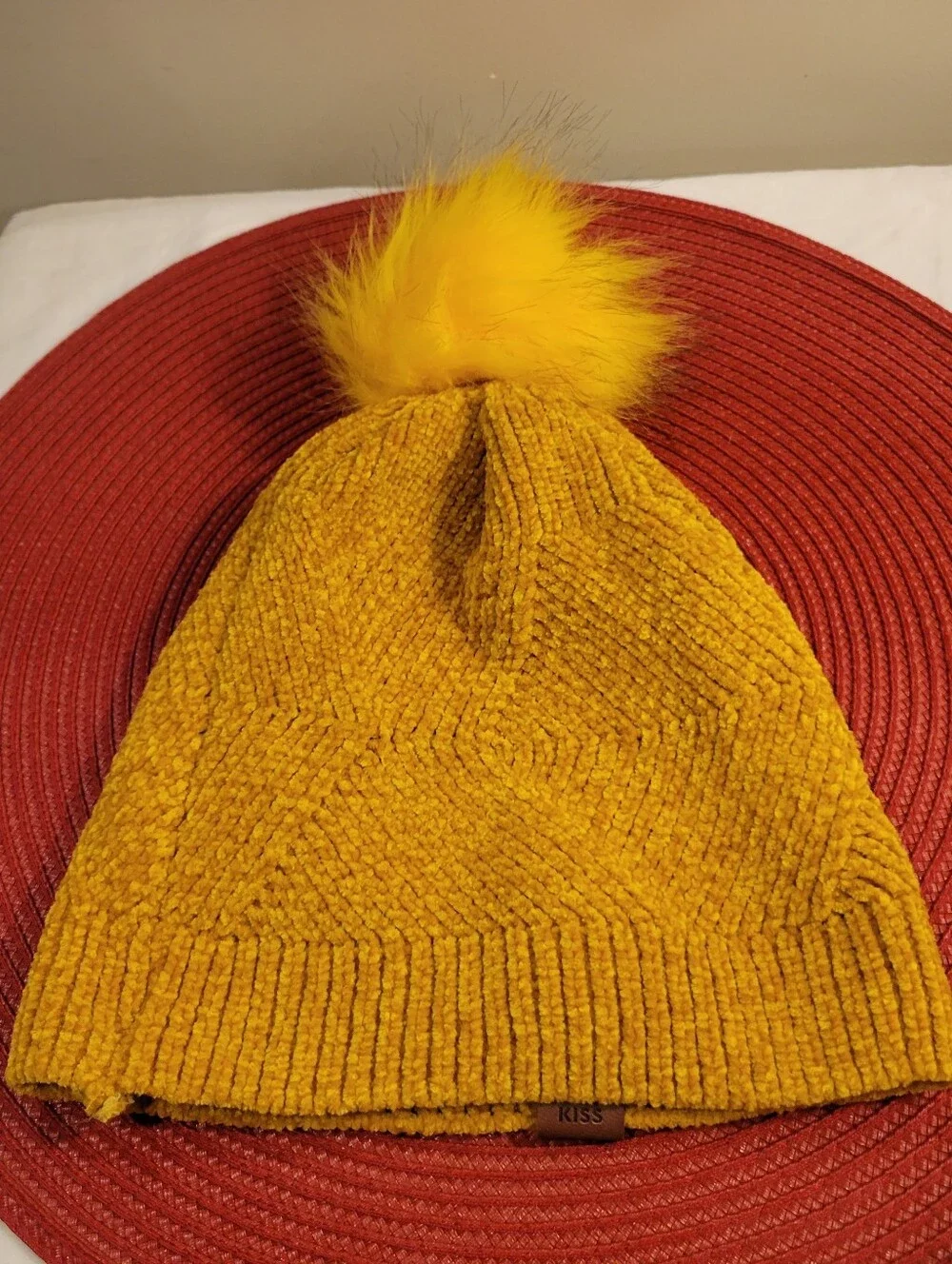 ⏺️EUC~ Alpine Kiss  Kids Yellow Pom-Pom Knit Beanie